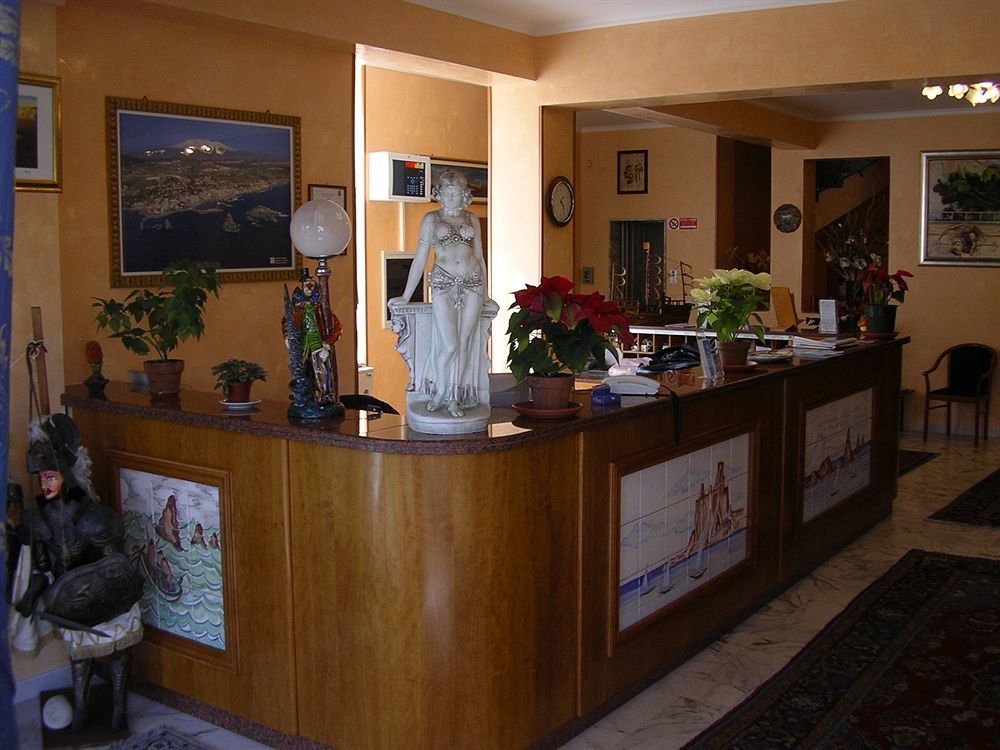 Hotel Malavoglia Aci Castello Εξωτερικό φωτογραφία